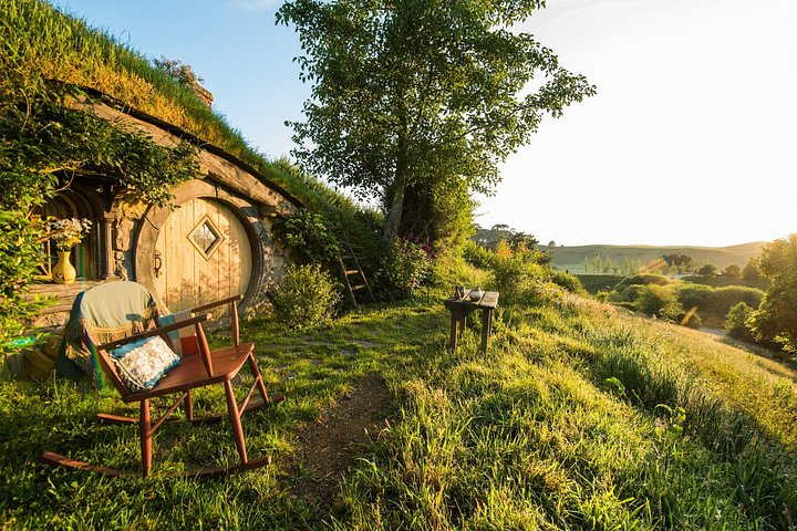 Hobbiton Movie Set Signature Tour Early Access (Avoid the crowds) - Photo 1 of 25